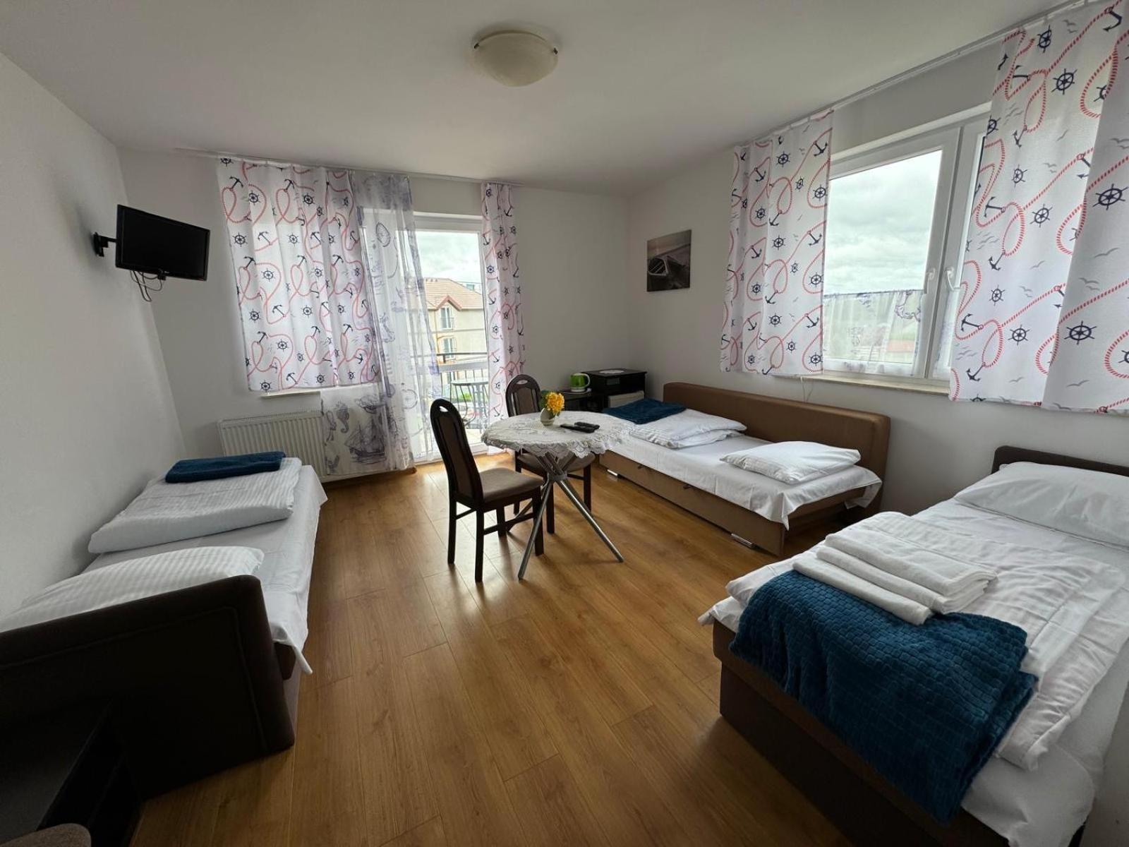 Hotel Sloneczny Brzeg Jarosławiec Exterior foto