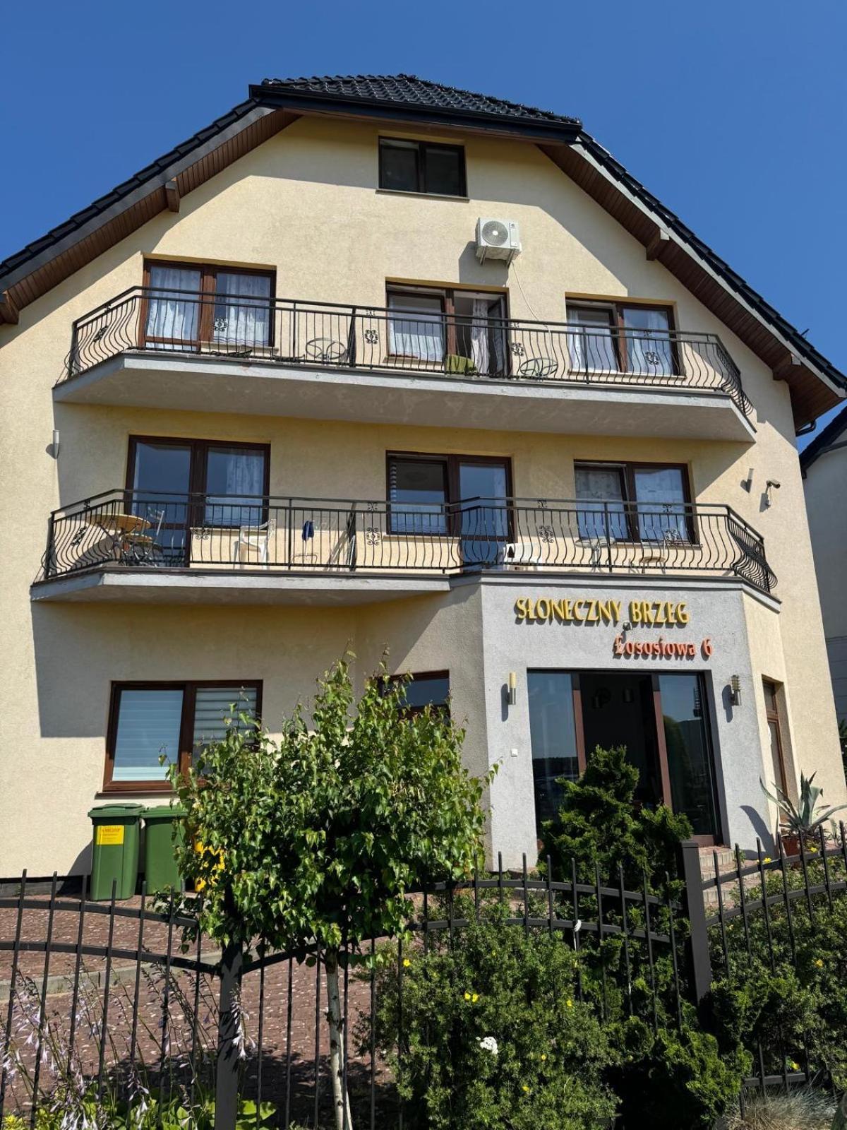 Hotel Sloneczny Brzeg Jarosławiec Exterior foto